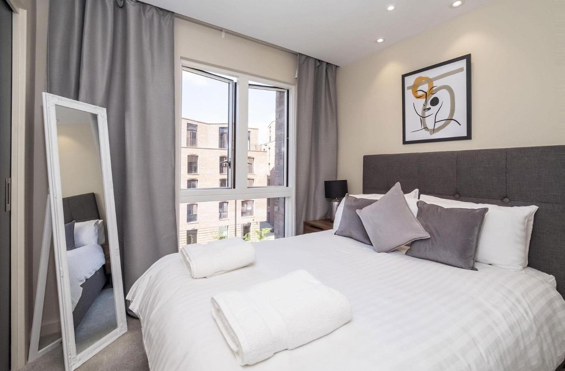 Luxury Apartment Suite Within The City Walls 约克 外观 照片